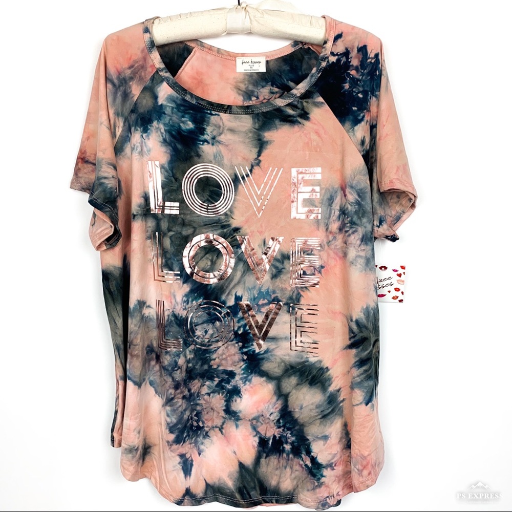 Free Kisses NWT Tie Dye LOVE Spellout S/S T‎ Shirt